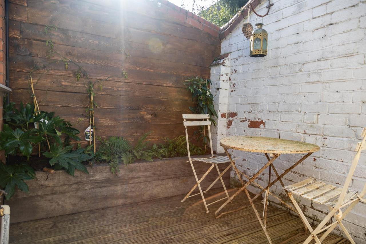 Hereford City - St Owens Terrace - Comfortable & Spacious Well Presented Three Storey House, Perfect For A Weekend Away & Exploring The City On Foot - Hosted By Rentmyhouse Luaran gambar