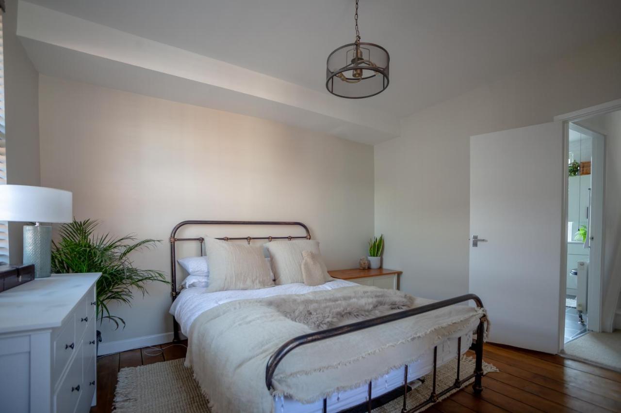Hereford City - St Owens Terrace - Comfortable & Spacious Well Presented Three Storey House, Perfect For A Weekend Away & Exploring The City On Foot - Hosted By Rentmyhouse Luaran gambar