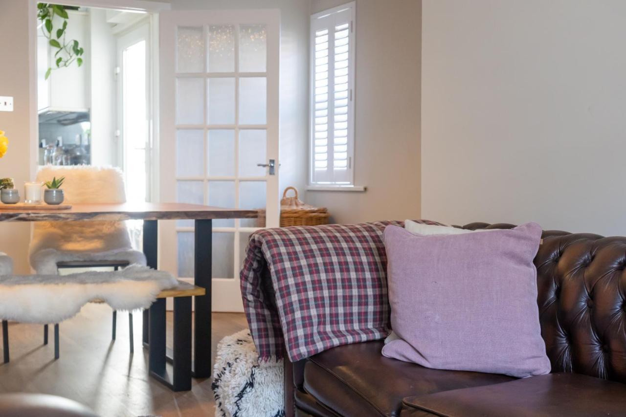 Hereford City - St Owens Terrace - Comfortable & Spacious Well Presented Three Storey House, Perfect For A Weekend Away & Exploring The City On Foot - Hosted By Rentmyhouse Luaran gambar